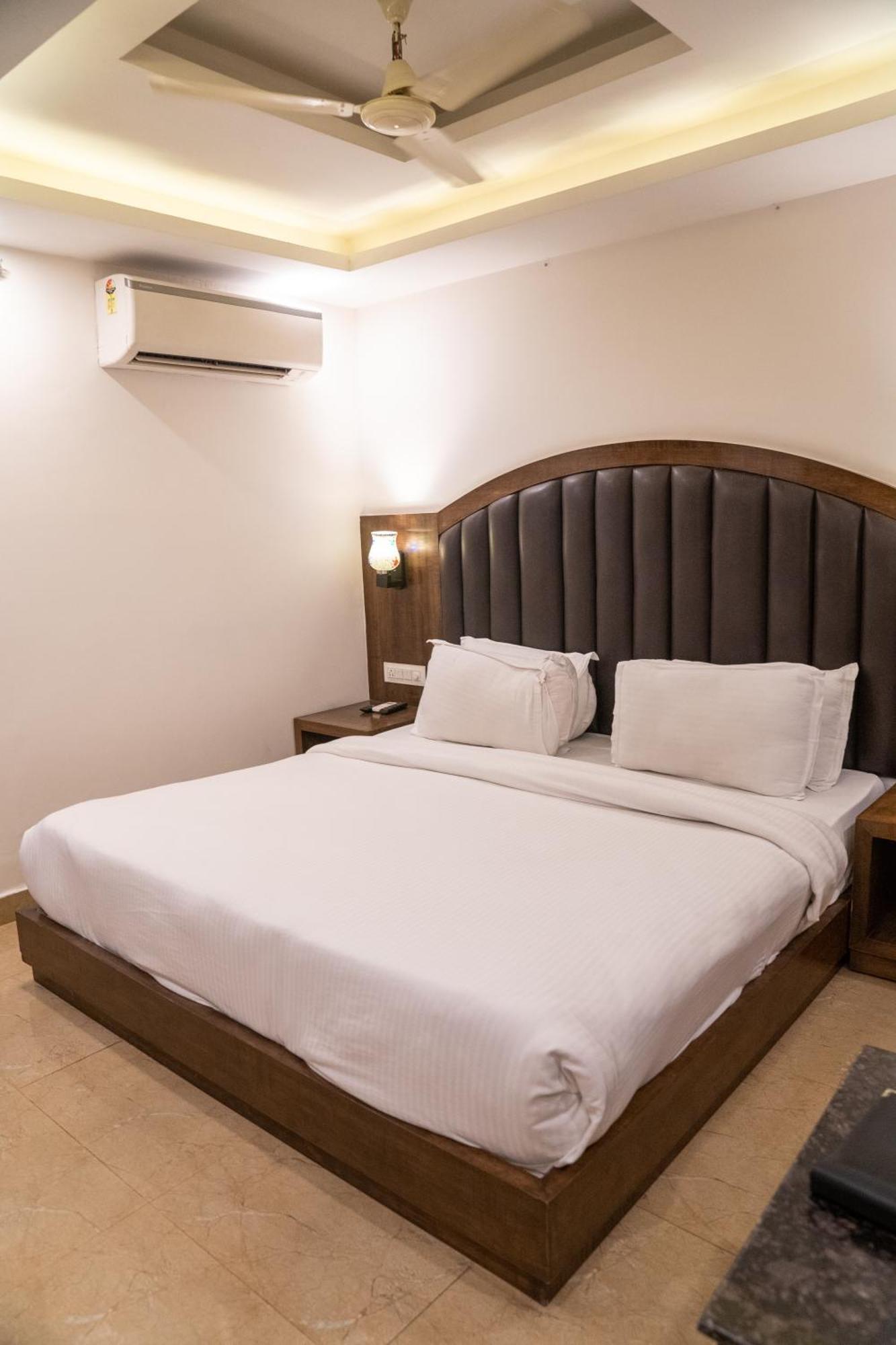 Height View Residency Ξενοδοχείο Ντεχραντούν Εξωτερικό φωτογραφία